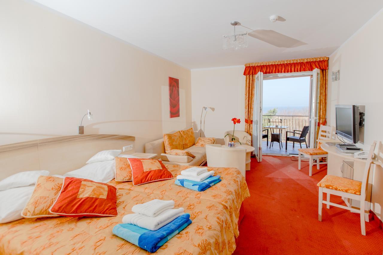 Villa Del Mar นีคอร์เซ ภายนอก รูปภาพ